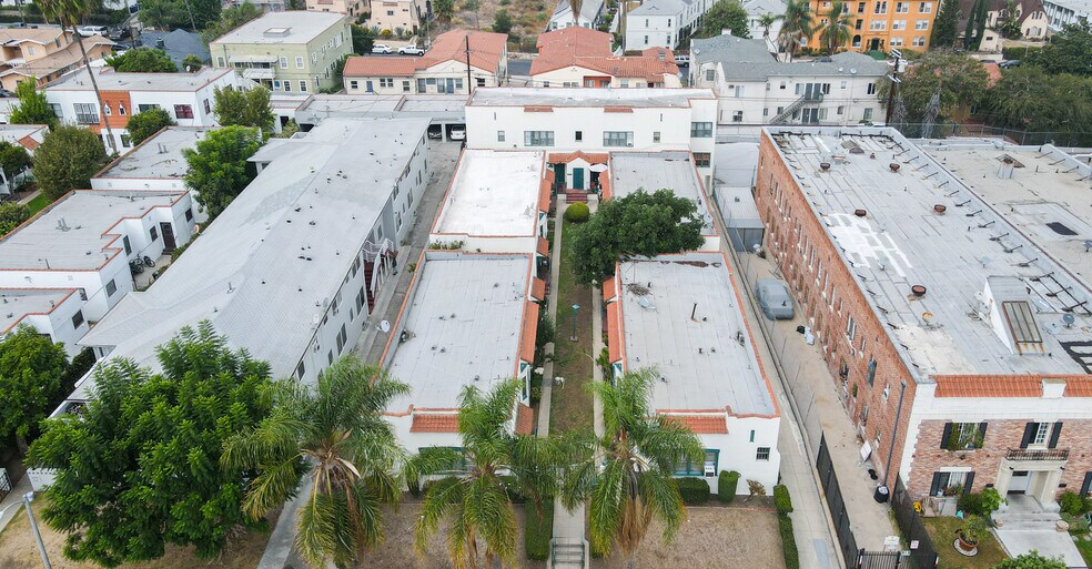 More Photos Of , Los Angeles Multifamily For Sale