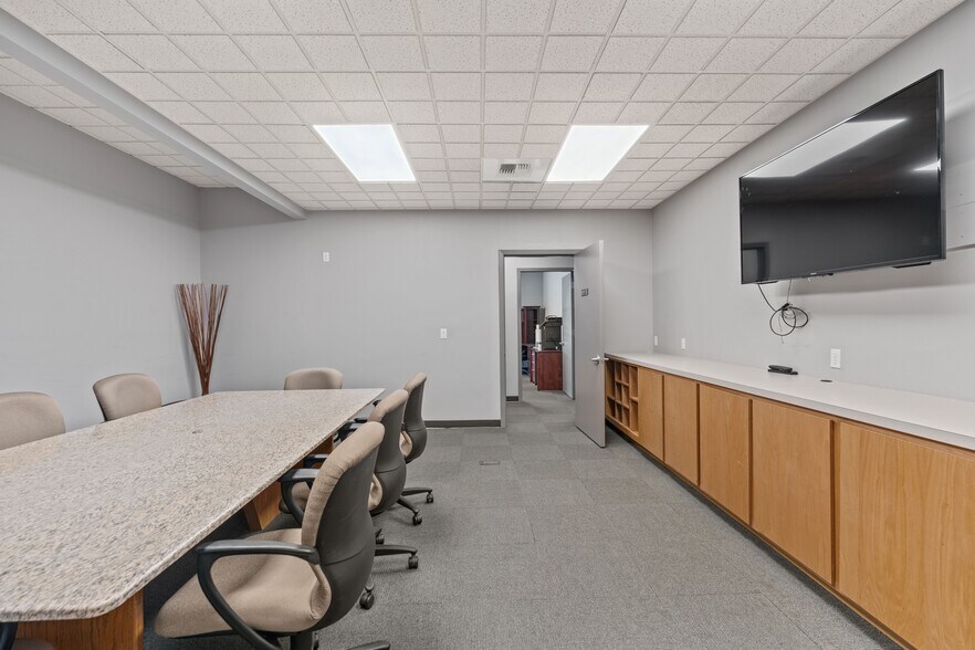 More Photos Of 1620 N Mamer Rd, Spokane Medical For Lease