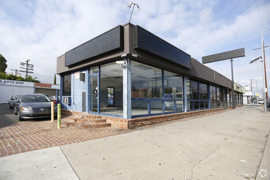 More Photos Of 2481-2489 Lincoln Blvd, Venice Freestanding For Lease