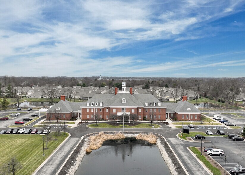 More Photos Of 1650 W Oak St, Zionsville Medical For Lease