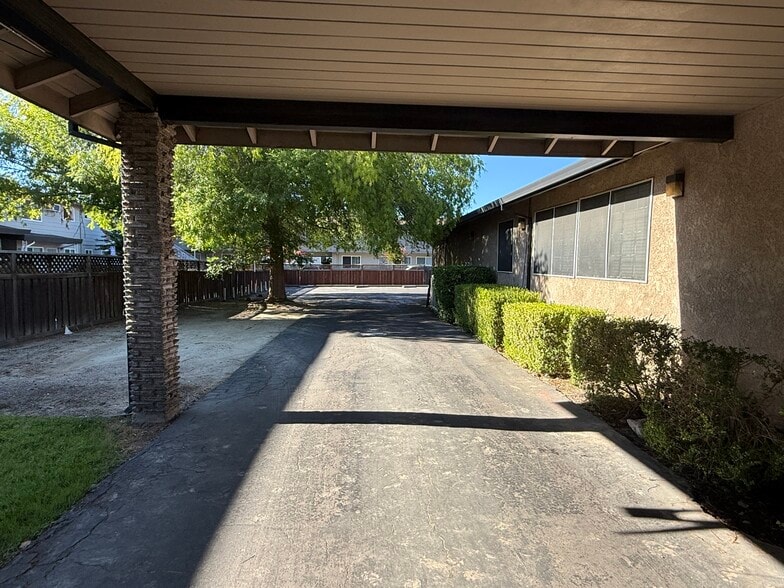 More Photos Of 2845 Marconi Ave, Sacramento Office For Sale