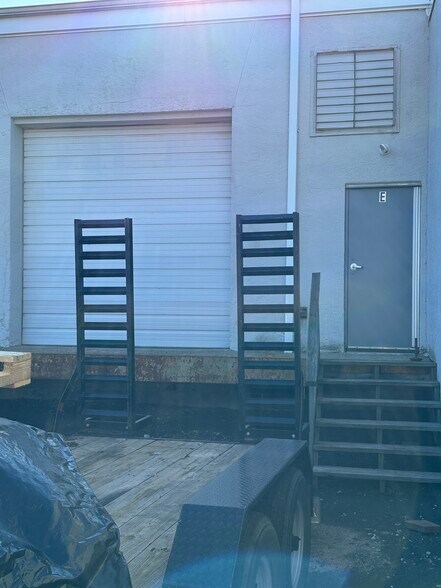 More Photos Of 1750 Costner Dr, Warrington Warehouse For Lease