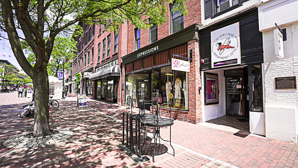 Primary Photo Of 104 Church St, Burlington Freestanding For Lease