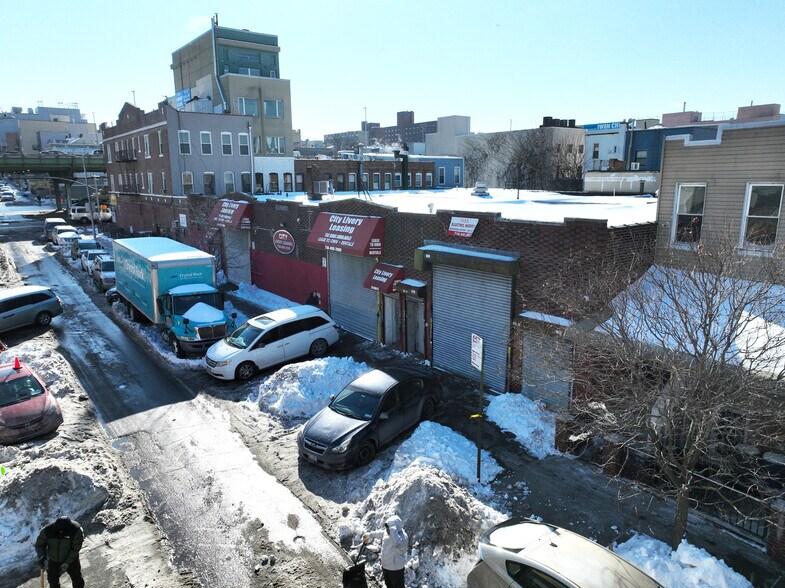 More Photos Of 262-272 43rd St, Brooklyn Warehouse For Sale