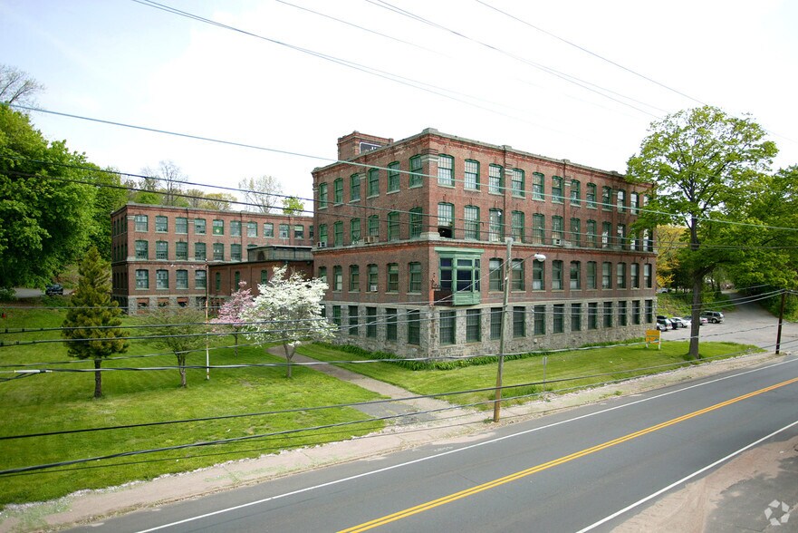 More Photos Of 273 Riverside Ave, Bristol Warehouse For Sale