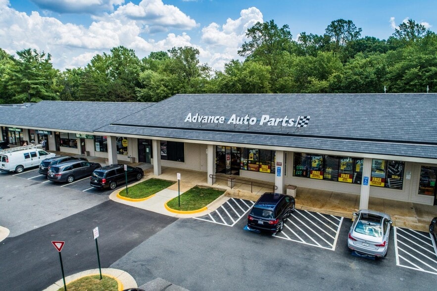 More Photos Of 5616-5624 Ox Rd, Fairfax Station Unknown For Lease