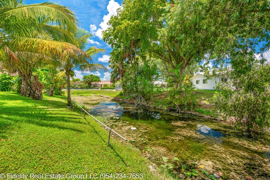 More Photos Of 10361 NW 36th St, Coral Springs Apartments For Sale