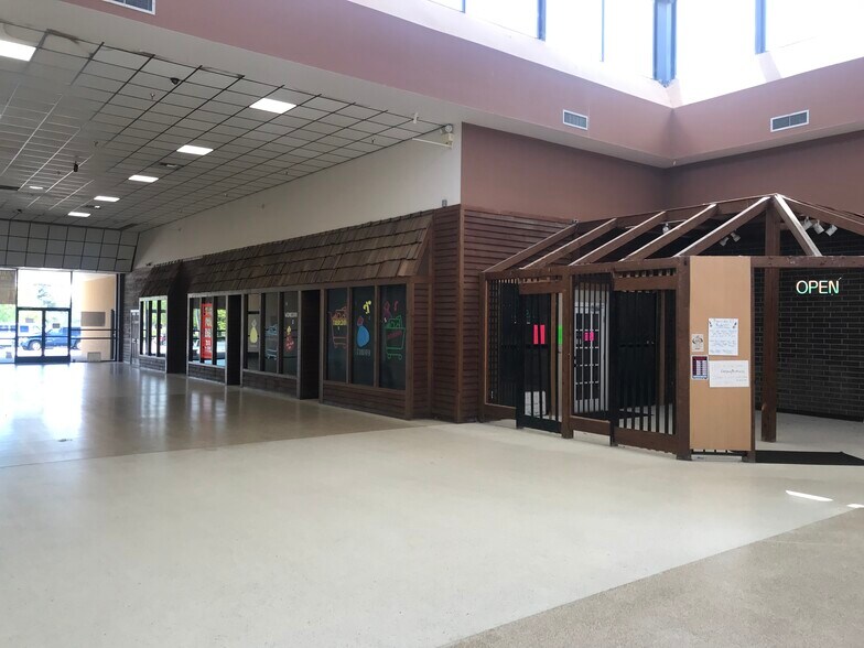 More Photos Of 1600 W Howard Ave, Tarboro Unknown For Lease