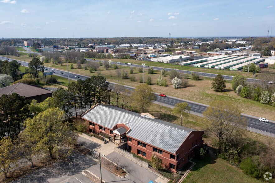 More Photos Of 5950 Carmichael Pl, Montgomery Office For Lease