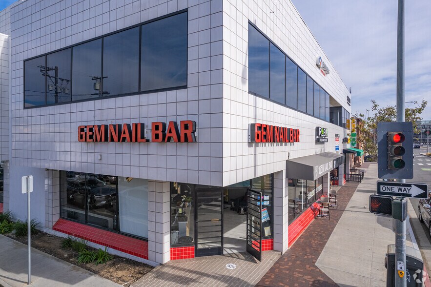 More Photos Of 5353 E 2nd St, Long Beach Storefront Retail Office For Lease