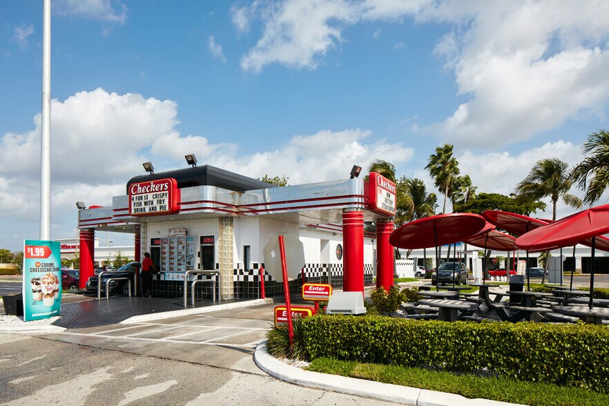 More Photos Of 2421-2627 Okeechobee Blvd, West Palm Beach Unknown For Lease