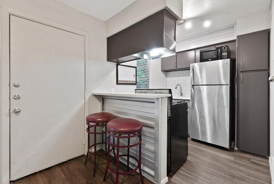 More Photos Of , Austin Multifamily For Sale