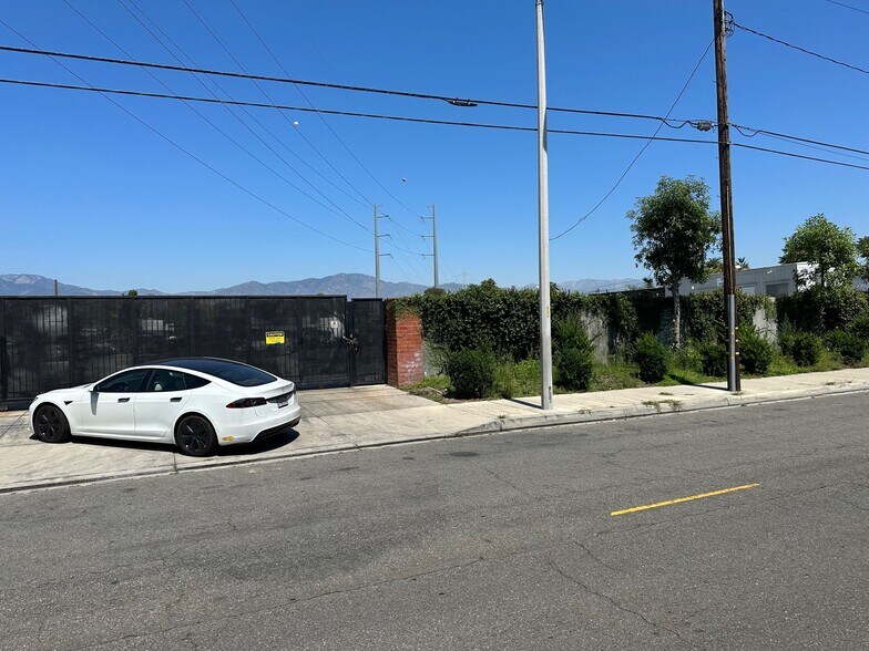 More Photos Of 12819 Garvey Ave, Baldwin Park Land For Lease