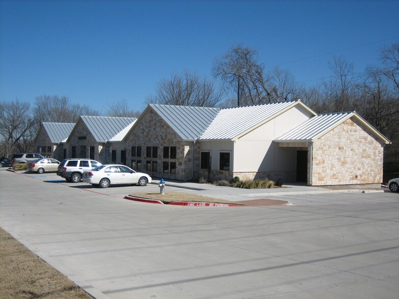 More Photos Of 3930 Naaman School Rd, Garland Medical For Sale