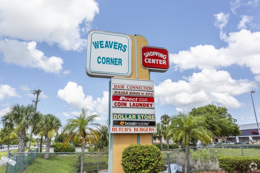 Primary Photo Of 1830-1890 N Tamiami Trl, North Fort Myers General Retail For Lease
