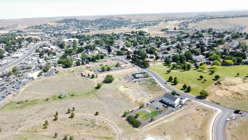 More Photos Of 1745 SW 24th St, Pendleton Healthcare For Sale