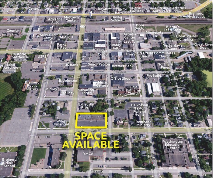 More Photos Of 600 Oak St, Brainerd Unknown For Lease