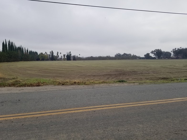 More Photos Of Road 152 & Mineral King Avenue, Visalia Land For Sale