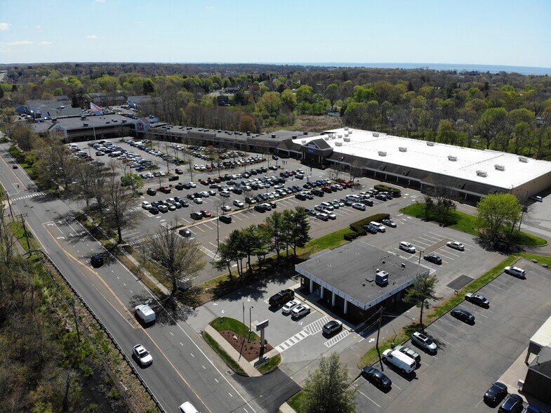 More Photos Of 830-900 Boston Post Rd, Guilford Storefront For Sale