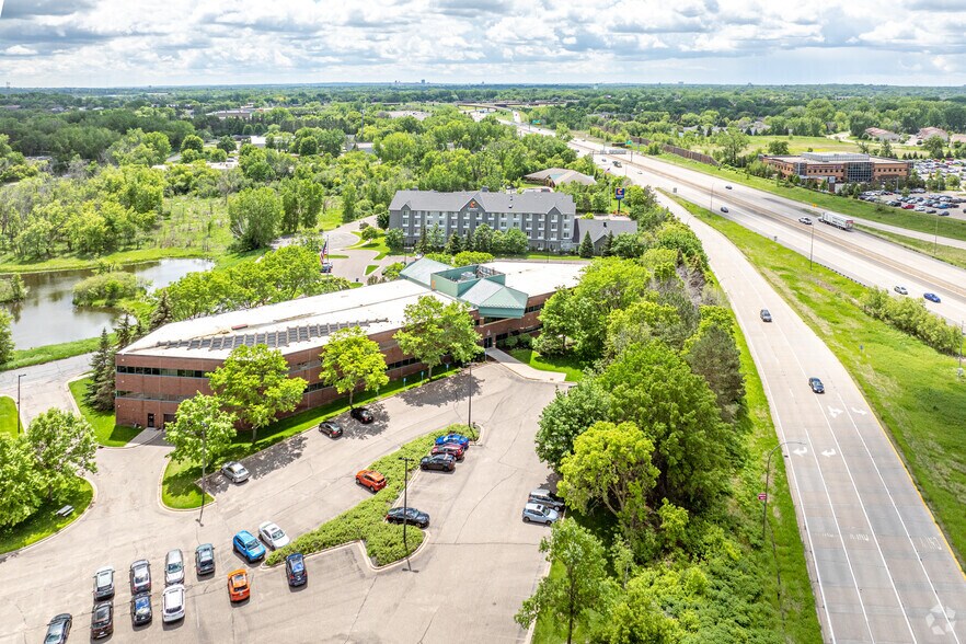 More Photos Of 3535 Vadnais Center Dr, Vadnais Heights Medical For Lease