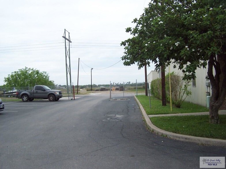 More Photos Of 1501 N 28th St, Harlingen Unknown For Lease