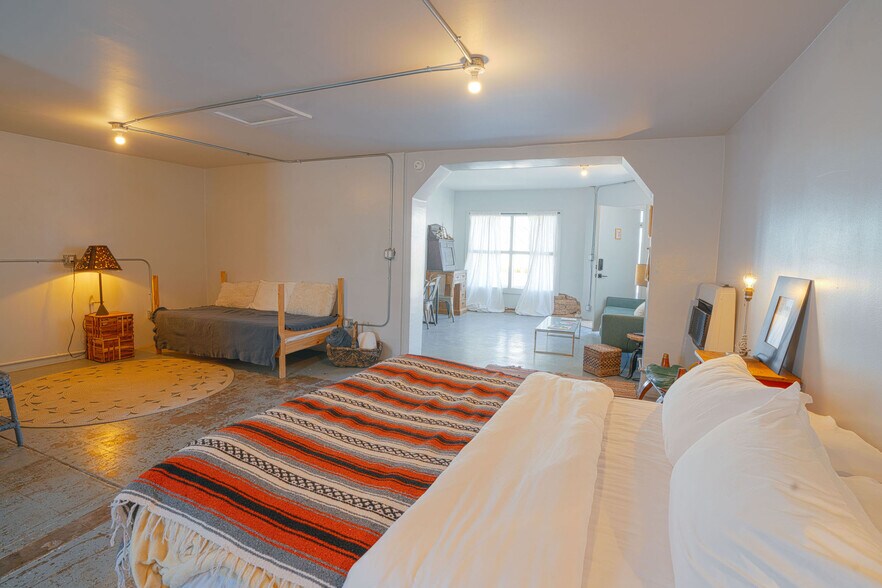 More Photos Of 200 E San Antonio St, Marfa Storefront Retail Residential For Sale