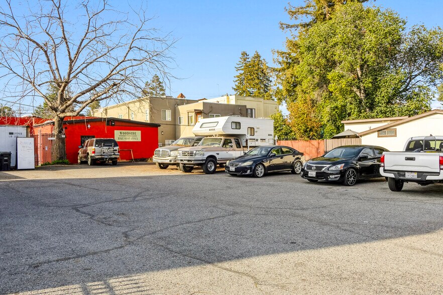 More Photos Of 2751 El Camino Real, Redwood City Storefront Retail Residential For Sale