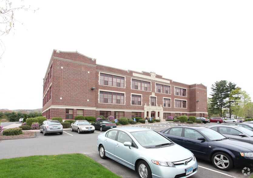 More Photos Of 74 East St, Plainville Medical For Sale