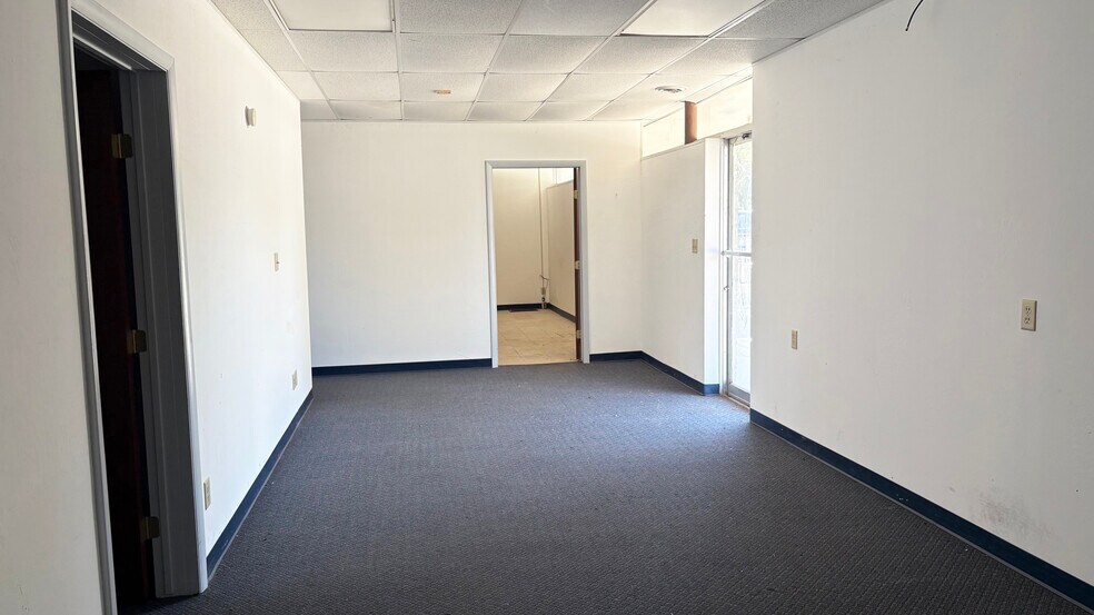 More Photos Of 416-418 NW 8th St, Oklahoma City Office For Sale