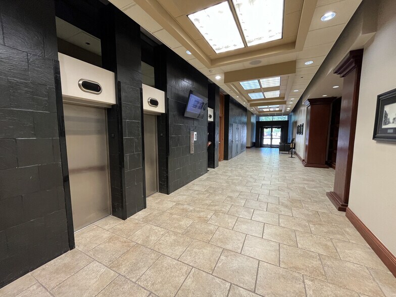 More Photos Of 110 S Main St, Wichita Office Residential For Sale