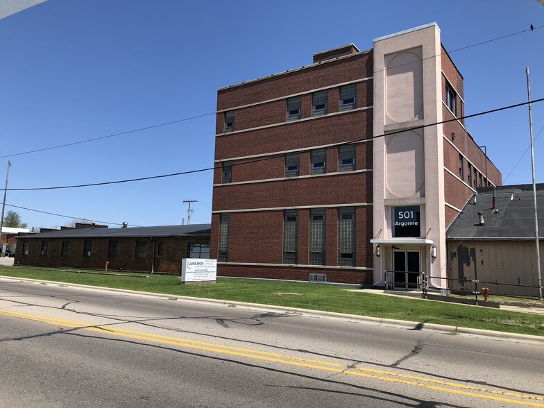 More Photos Of 501 Argonne Rd, Warsaw Manufacturing For Lease