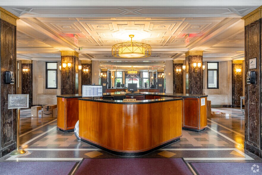 More Photos Of 135 Eastern Pkwy, Brooklyn Apartments For Lease