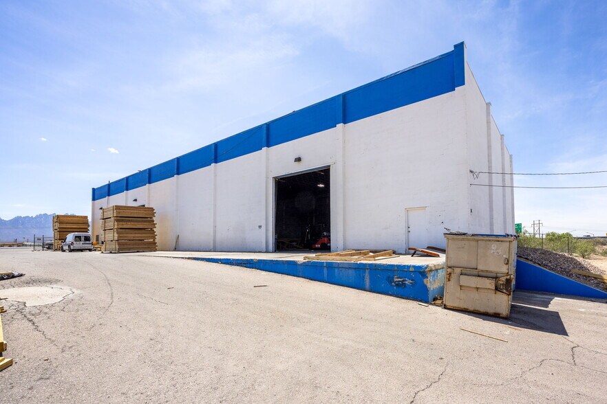 More Photos Of 4800 Sonoma Ranch Blvd, Las Cruces Warehouse For Sale