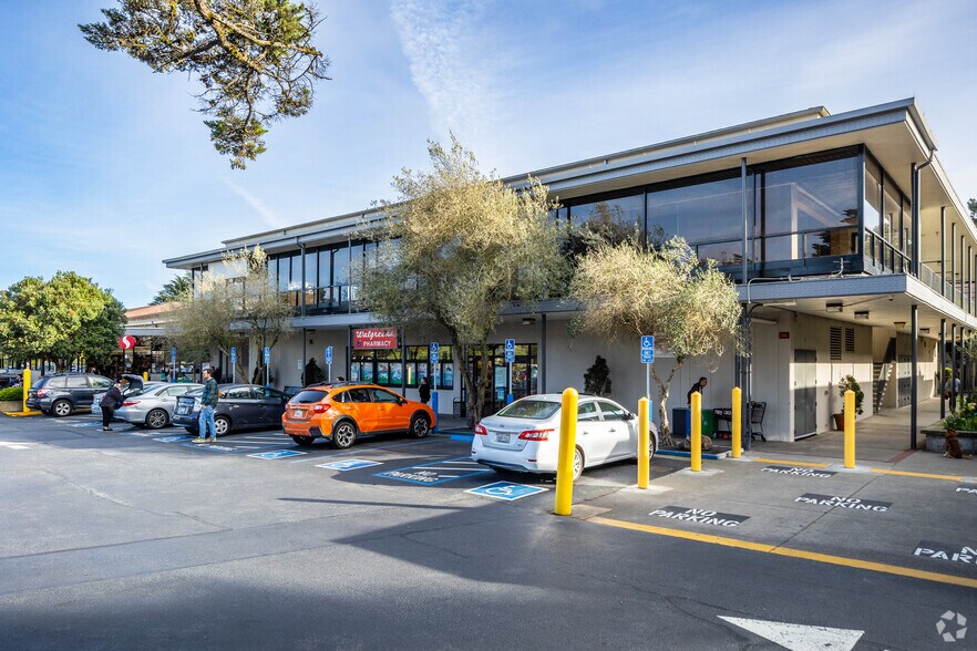 More Photos Of 5214 Diamond Heights Blvd, San Francisco Unknown For Lease