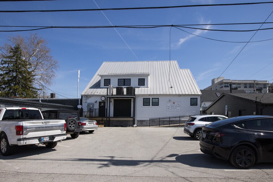 More Photos Of 6406 Cornell Ave, Indianapolis Freestanding For Sale