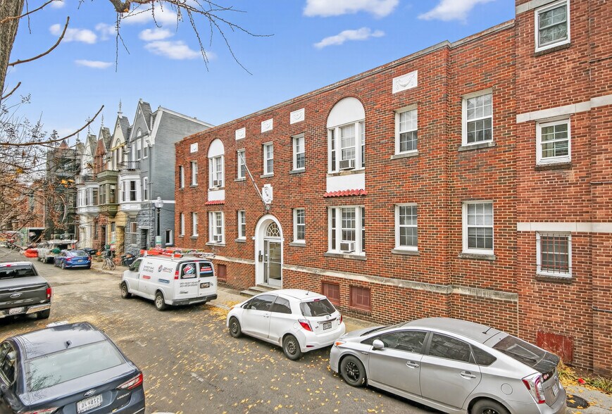 Primary Photo Of 1818 Riggs Pl NW, Washington Apartments For Sale