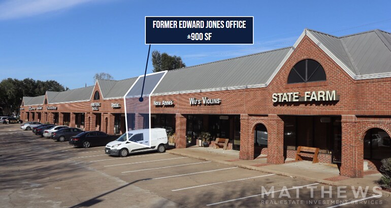 Primary Photo Of 15510 Lexington Blvd, Sugar Land Storefront Retail Office For Lease