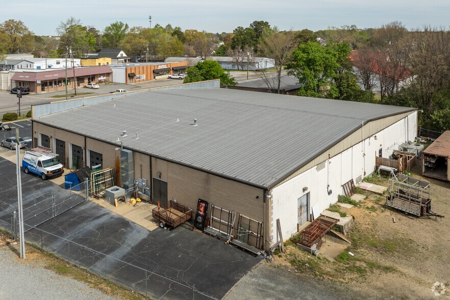More Photos Of 505 S Brightleaf Blvd, Smithfield Freestanding For Lease