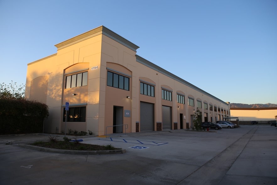 More Photos Of 1773 W San Bernardino Rd, West Covina Service For Lease