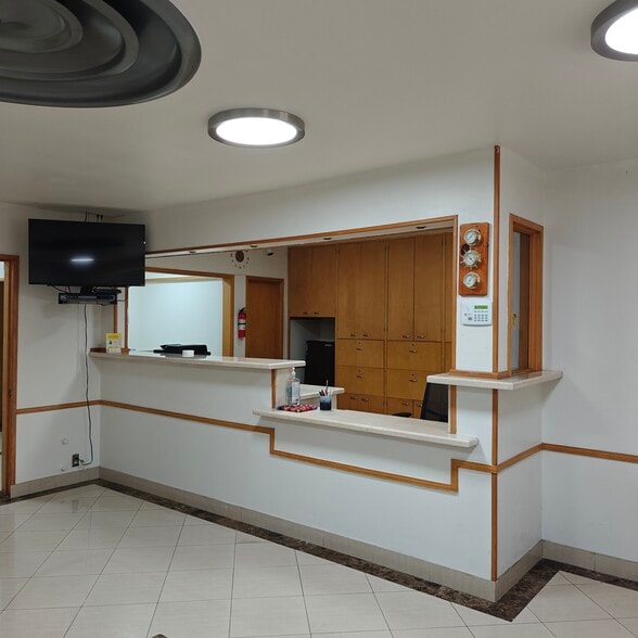 More Photos Of 326-328 N Maclay Ave, San Fernando Medical For Lease