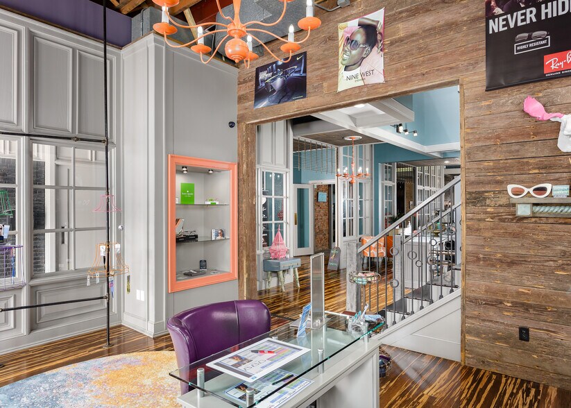 More Photos Of 109 N Court St, Florence Office For Sale