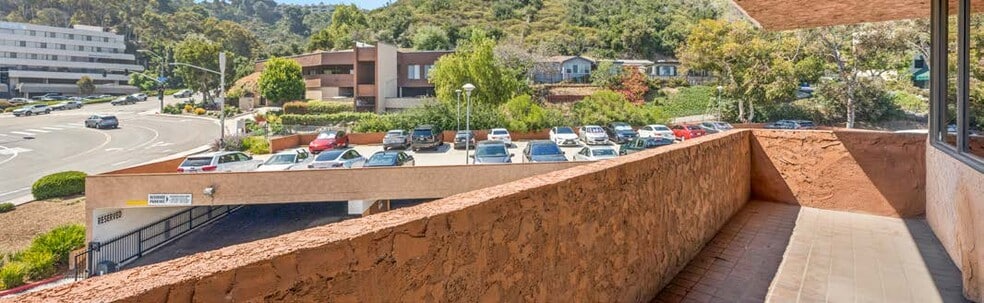 More Photos Of 2333 Camino del Rio S, San Diego Office For Sale