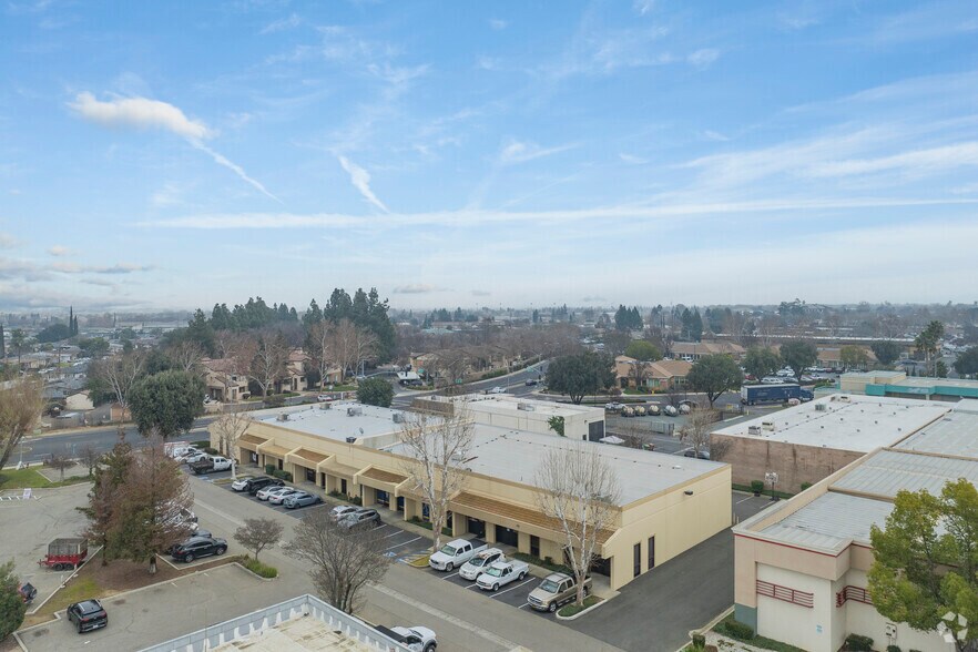 More Photos Of 4501 Ohara Ave, Brentwood Research And Development For Lease