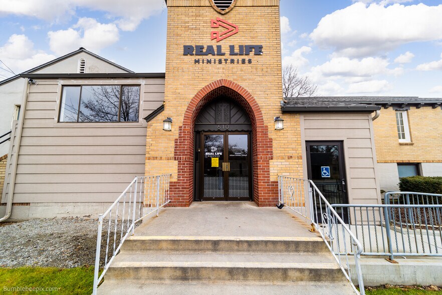 More Photos Of 610 N 4th St, Coeur d'Alene Religious Facility For Sale