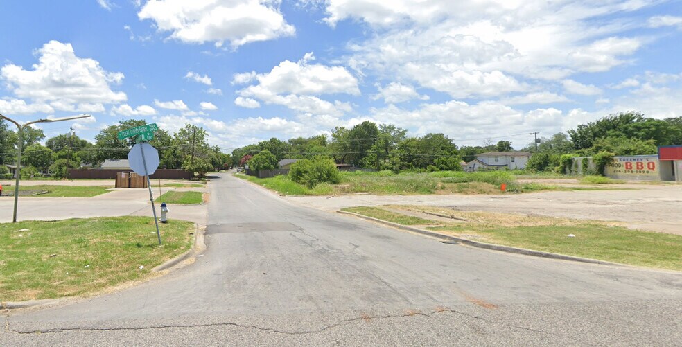 Primary Photo Of 7878 Great Trinity Forest Way, Dallas Land For Sale