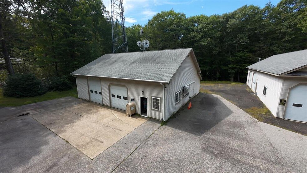 More Photos Of 1050 Buckley Hwy, Union Flex For Sale