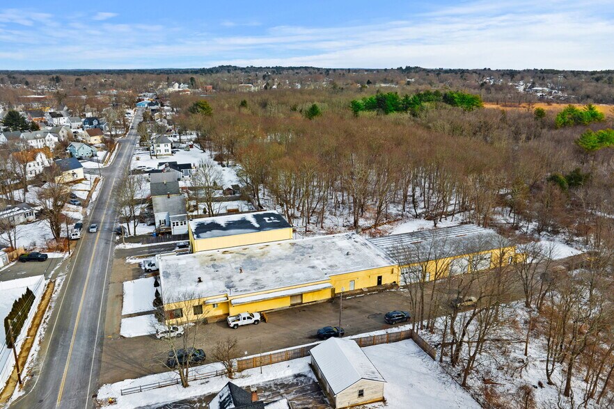 Primary Photo Of 205 Commercial St, Whitman Manufacturing For Sale