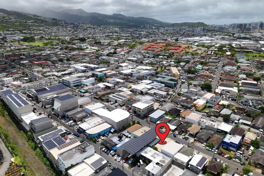 More Photos Of 748 Gulick Ave, Honolulu Office For Sale