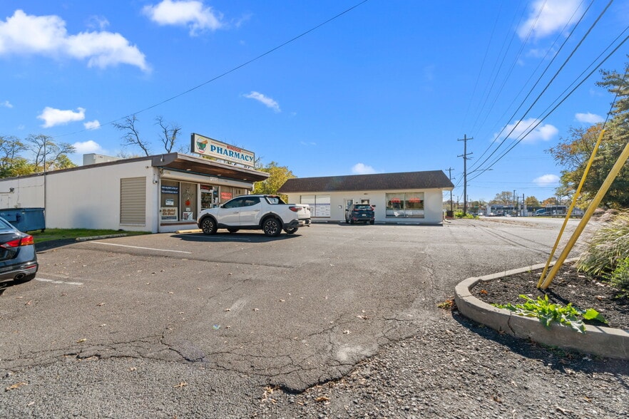 More Photos Of 1510 Haines Rd, Levittown Storefront Retail Office For Sale
