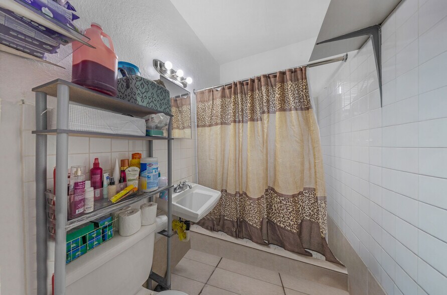 More Photos Of 1334 SW 4th St, Miami Apartments For Sale